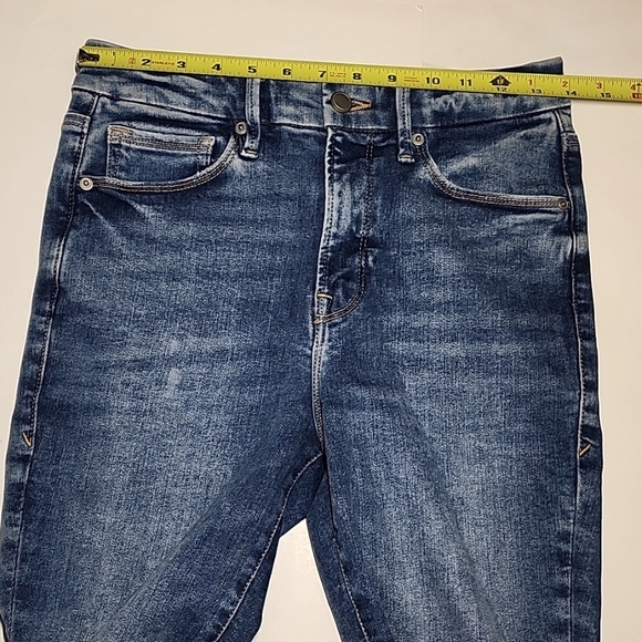 GOOD AMERICAN  ANKLE CROP JEANS/ SIZE 6-12 - Picture 7 of 10